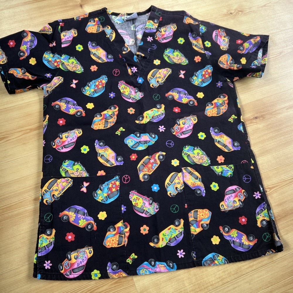 Los Angeles‎ Rose Women's Love Bug Cars Scrub Top, Short Sleeve, Medium